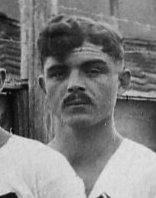 Als Mitglied der Barlauf-Siegermannschaft in Kurume 1916